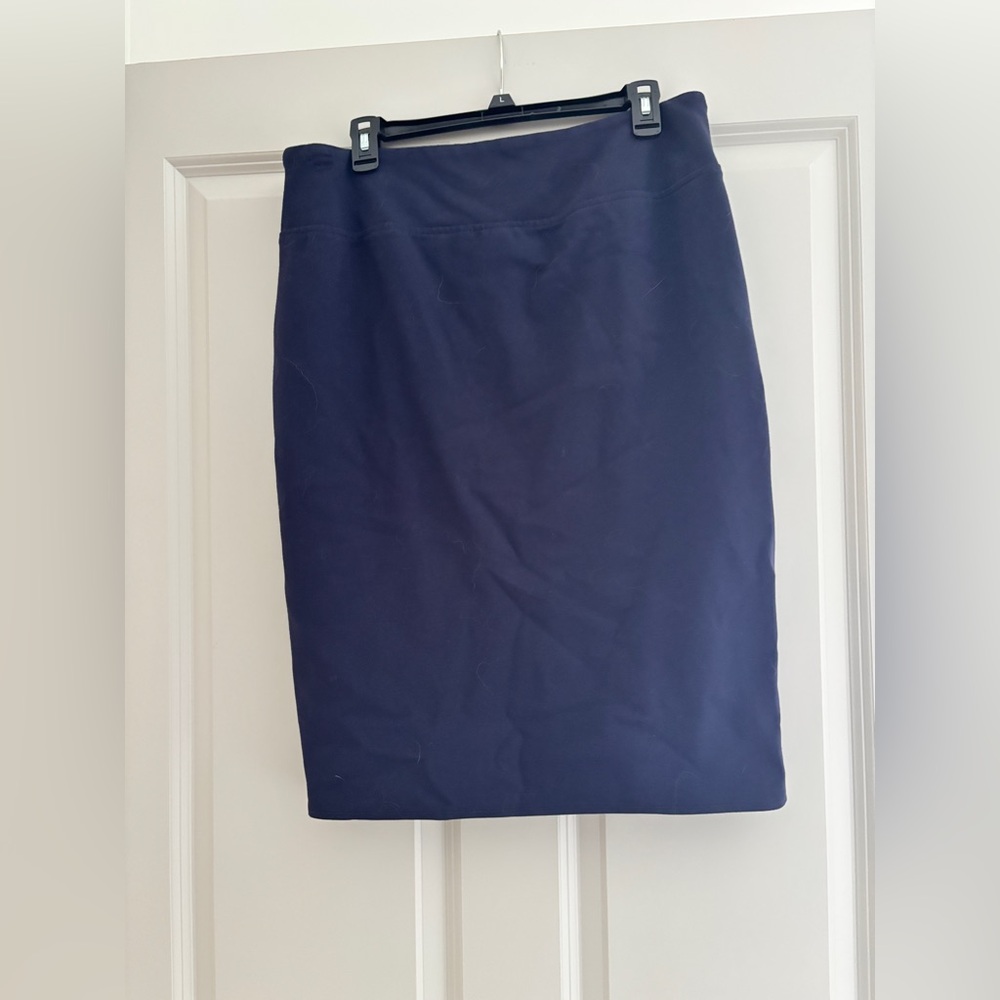 Worthington Classic Navy Pencil Skirt